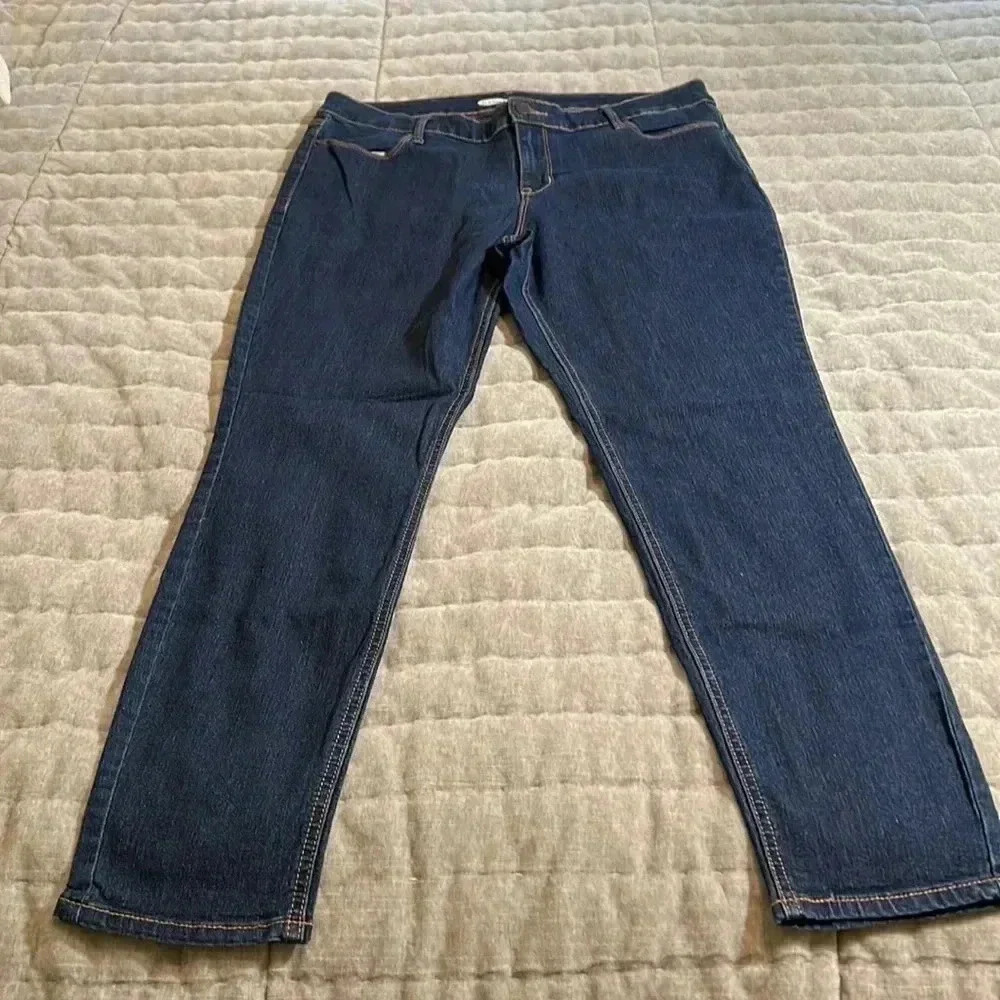 3 for 30$ Old Navy mid rise super skinny jeans